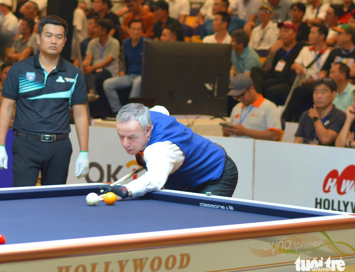 Đánh bại tay cơ số 1 thế giới Dick Jaspers, Trần Thanh Lực vào chung kết billiards carom 3 băng - Ảnh 1.